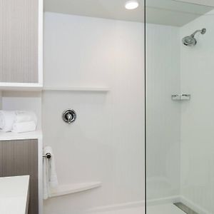 King Room Mobility accessible